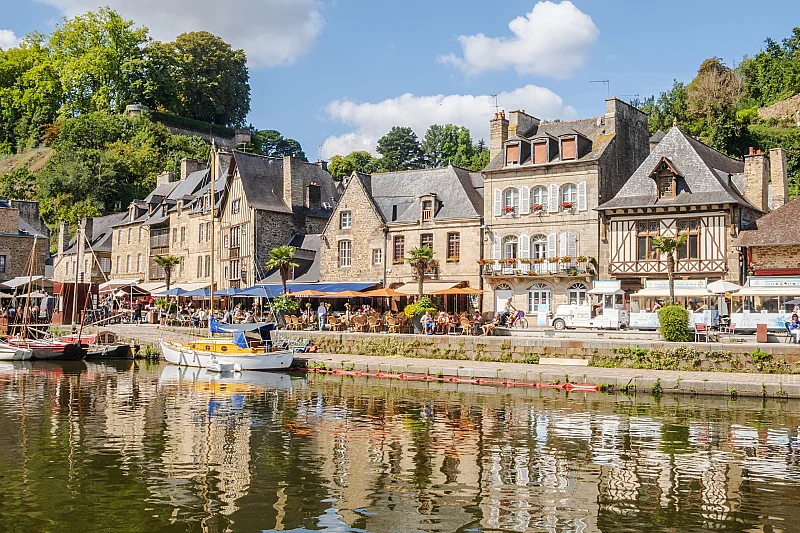 Dinan