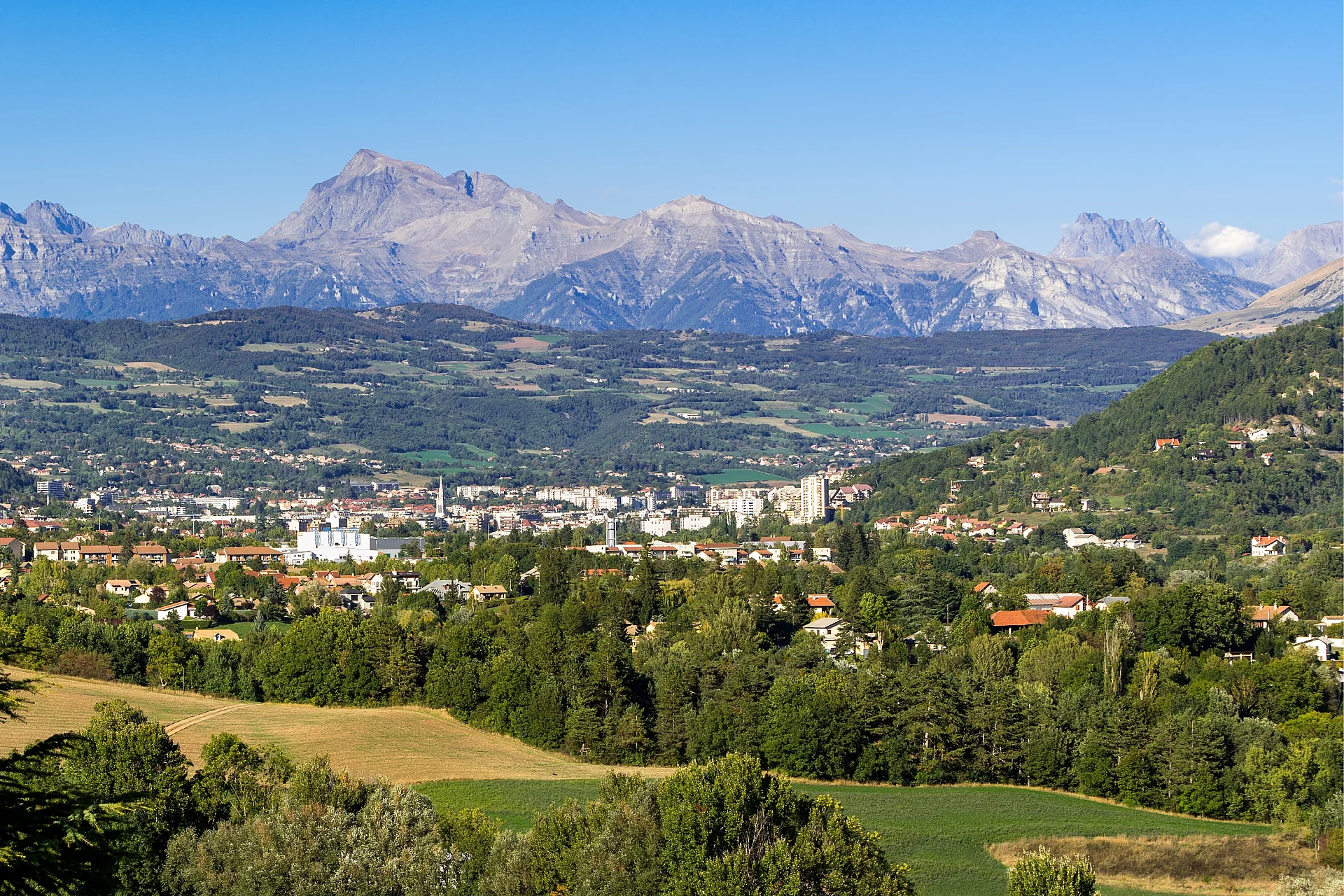 Vue panoramique de Gap, Hautes Alpes
