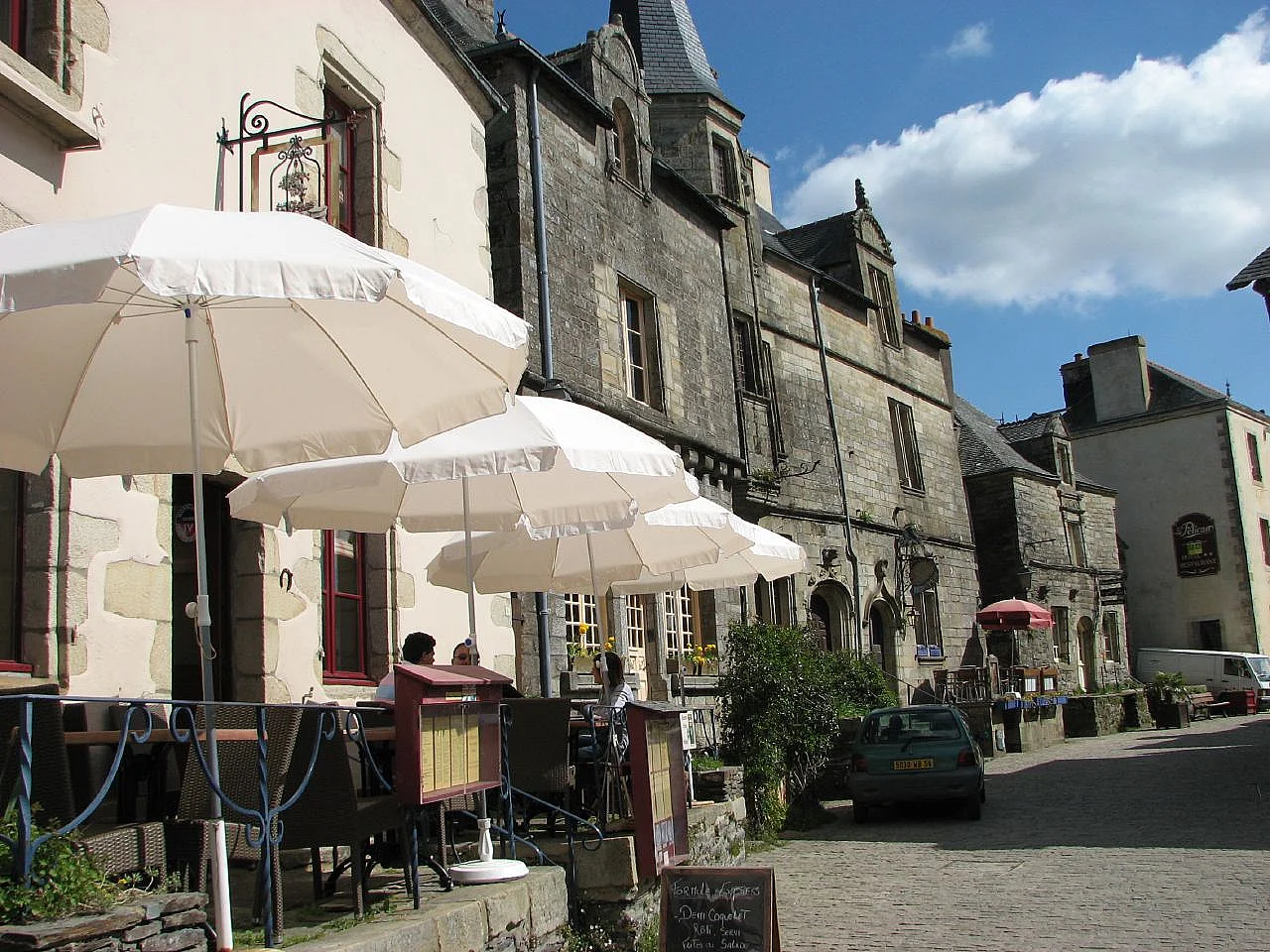 Rochefort-en-Terre (photo de Martin Selway)