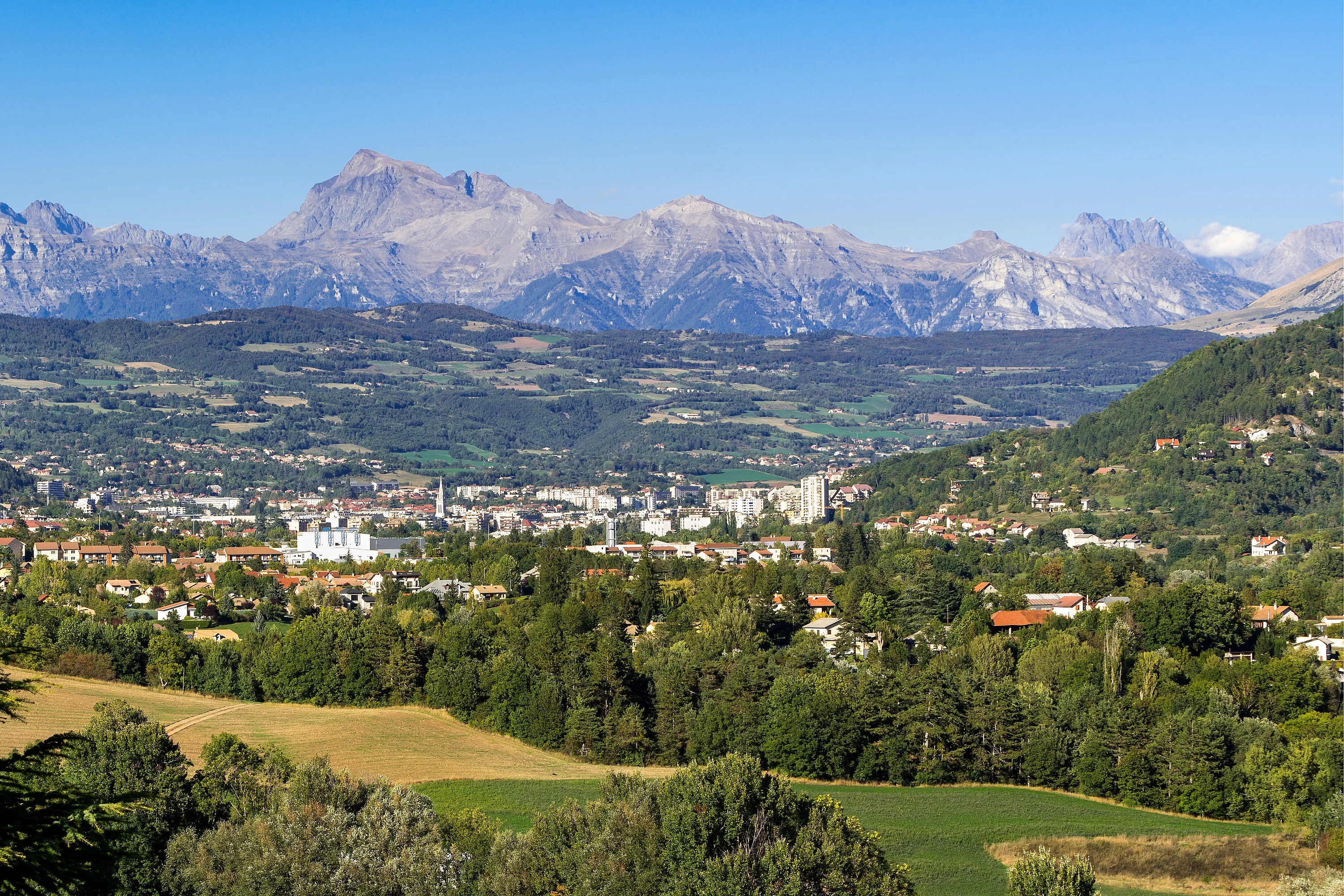 Vue panoramique de Gap, Hautes Alpes