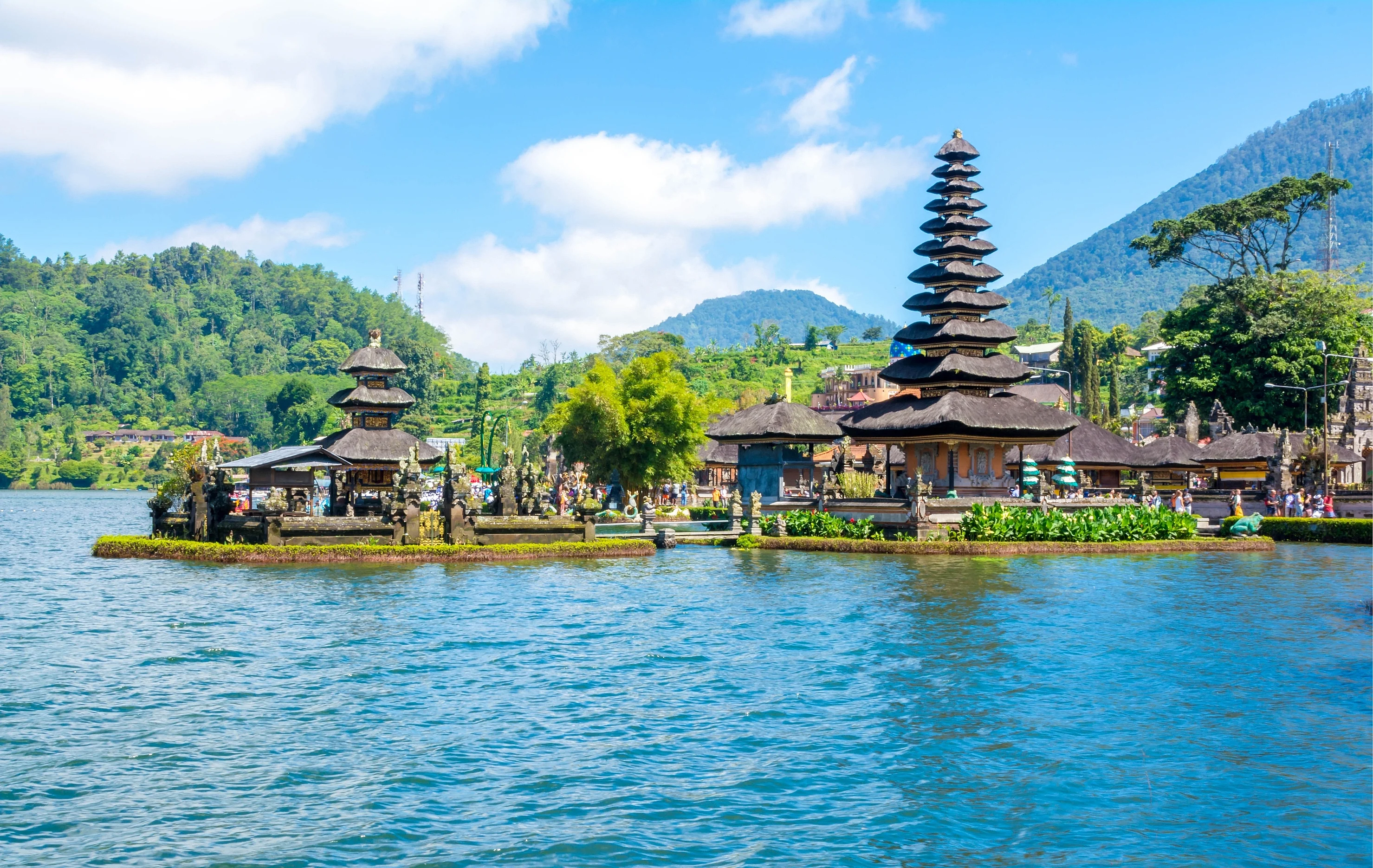 Pura Ulun Danu Bratan, Bali (photo de Dietrich Herlan)