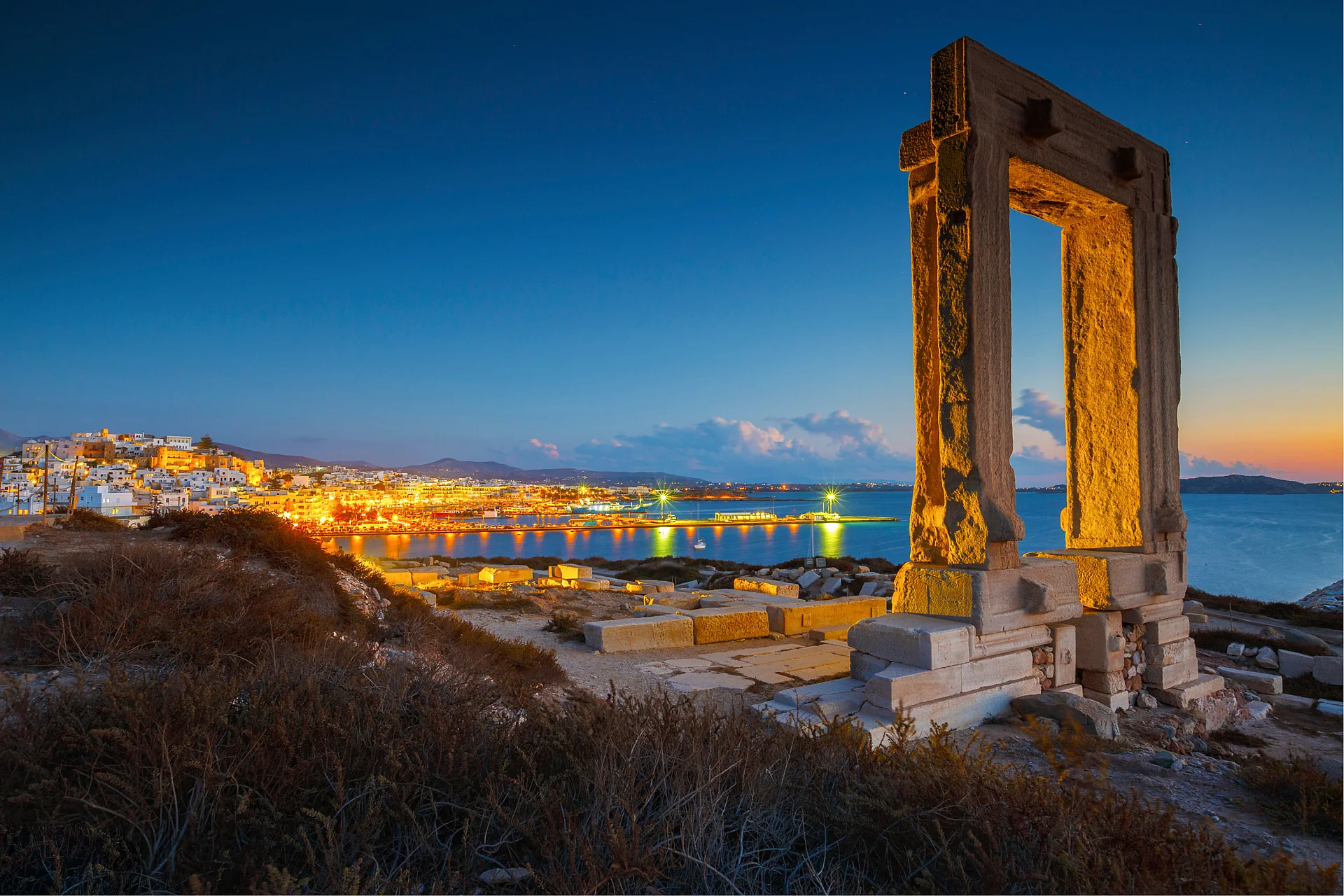 Portara à Naxos (photo de Milan Gonda)