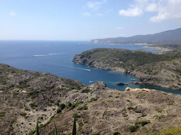 Hauteurs de Cadaques — Plage de Cadaques (Espagne)