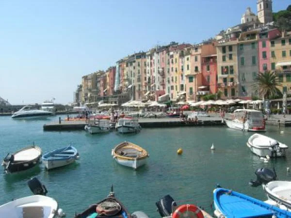 Le petit port avec les jabots — Portovenere (Italie)