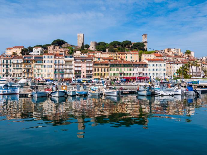 Cannes, une des perles de la Côte d'Azur ©Holgs