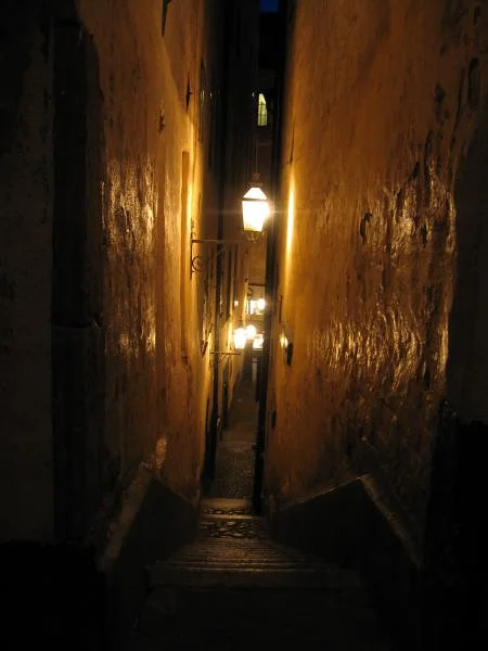 Ruelles étroites en pleine nuit — Stockholm (Suède)