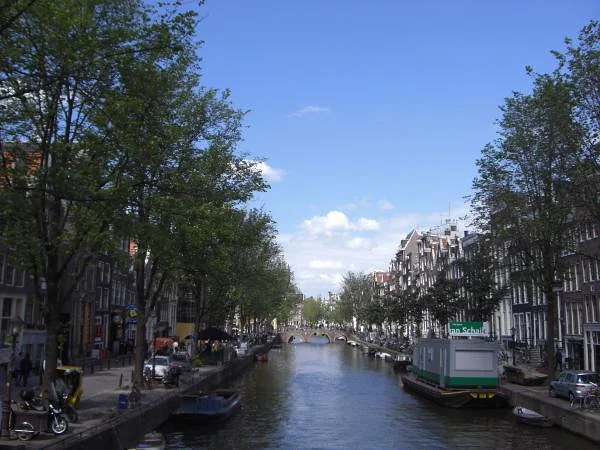 Les Grands Canaux d'Amsterdam Les Grands Canaux d'Amsterdam — Amsterdam (Pays-Bas)