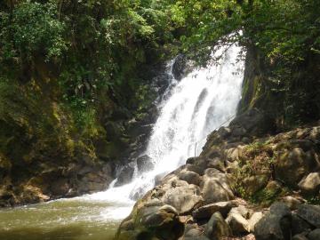Cascade de la Monja