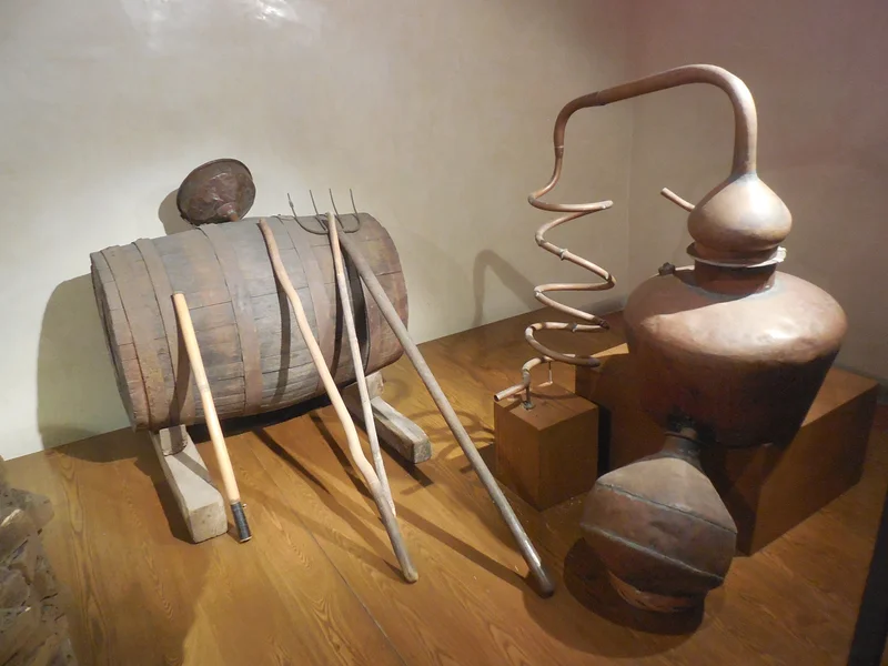 Alambic de mezcal (Mexique)