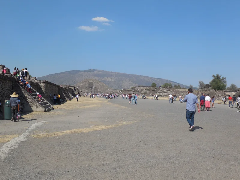 Calzada de los Muertos — Site archéologique de Teotihuacan (Mexique)