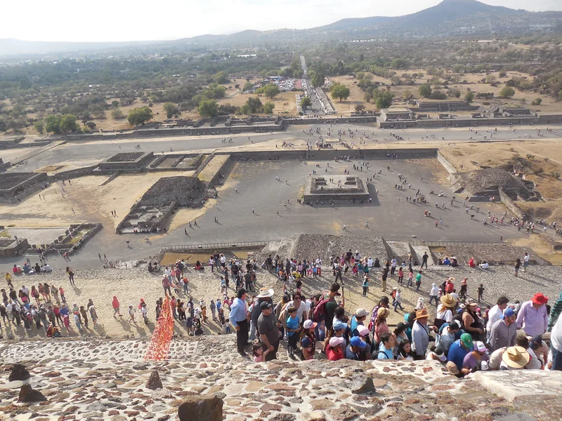 En haute saison — Site archéologique de Teotihuacan (Mexique)