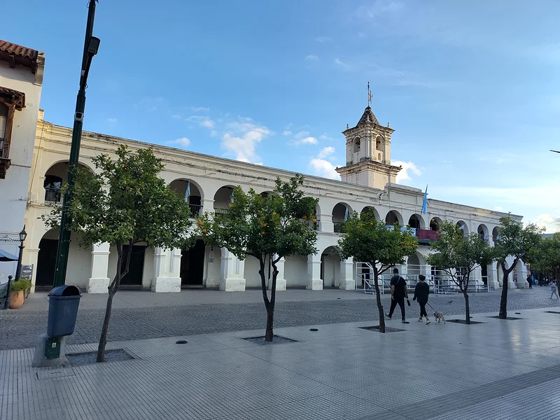 #18 Hôtel de ville de Salta