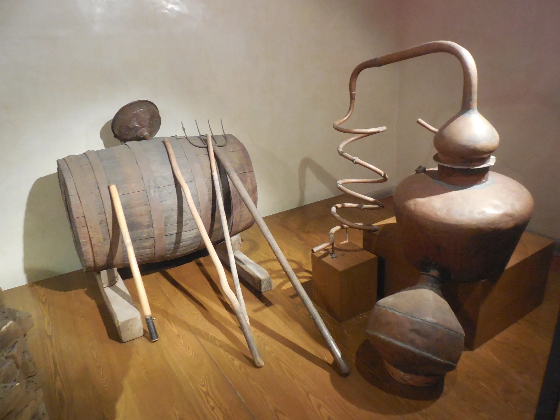 Alambic de mezcal (Mexique)