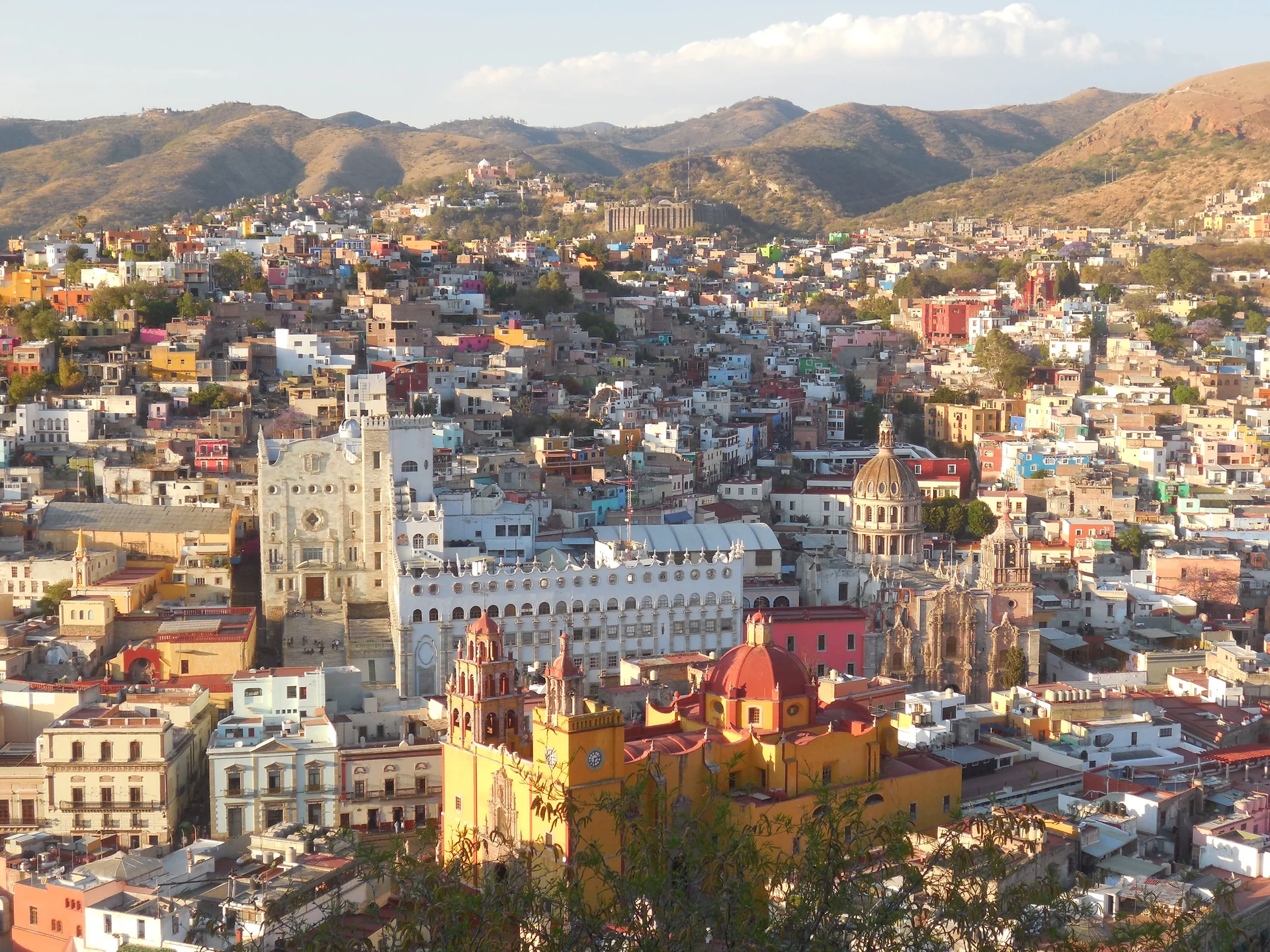 Vue panoramique sur Guanajuato Vue panoramique sur Guanajuato — Monument du Pipila (Mexique)
