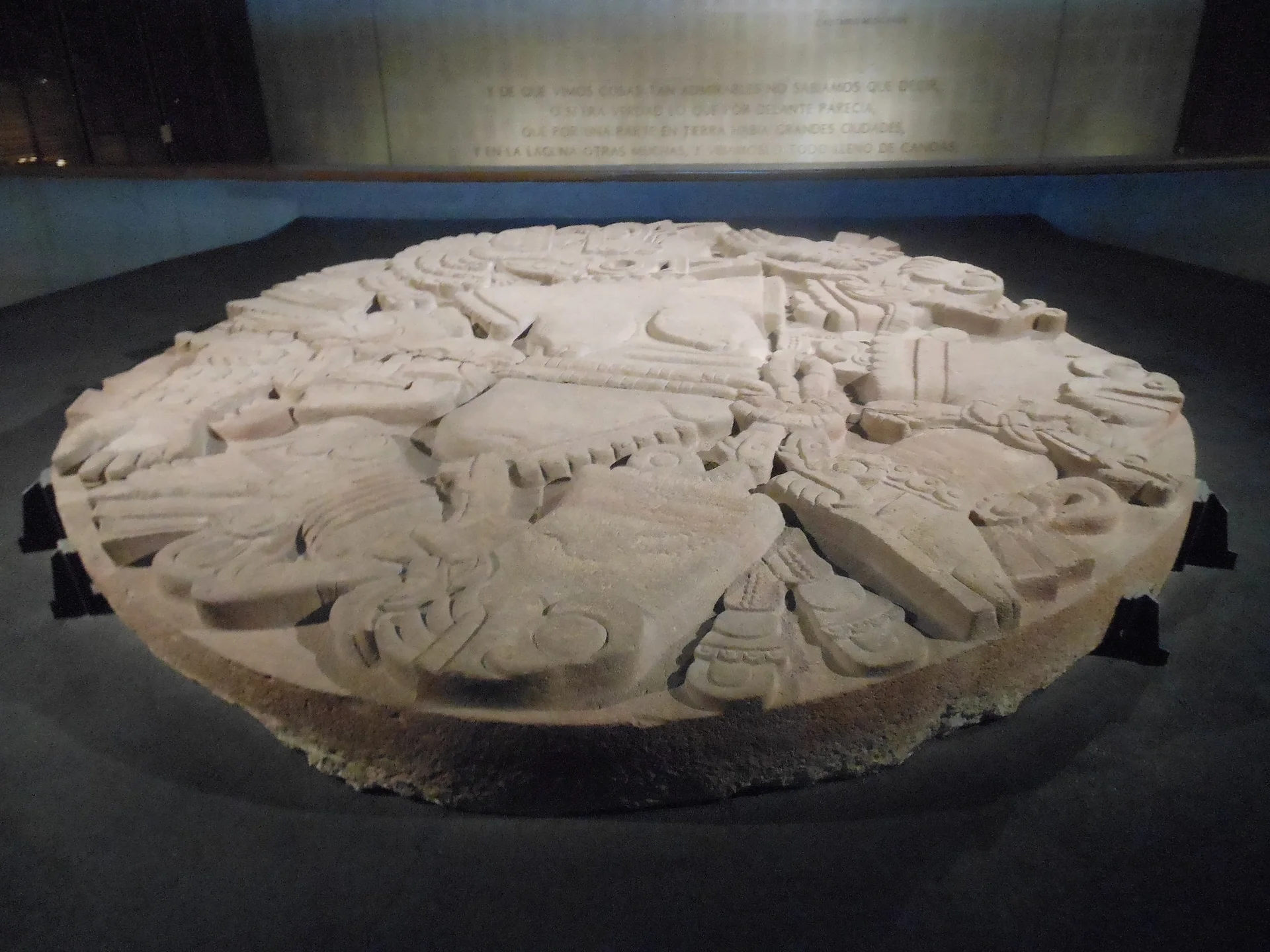 Le Monolithe de Coyolxauhqui Le Monolithe de Coyolxauhqui — Musée du Templo Mayor (Mexique)