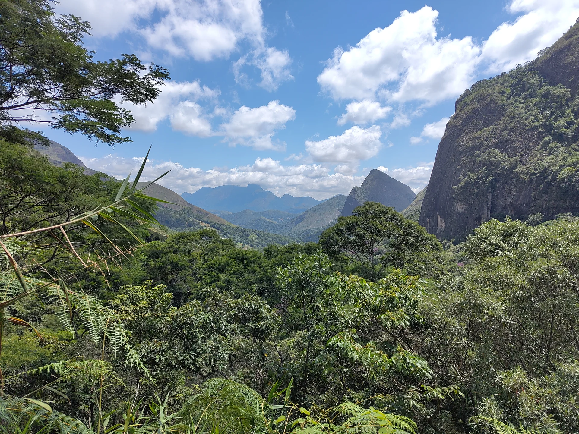 Serra dos Órgãos  — Parc national de Serra dos Órgãos (Brésil)