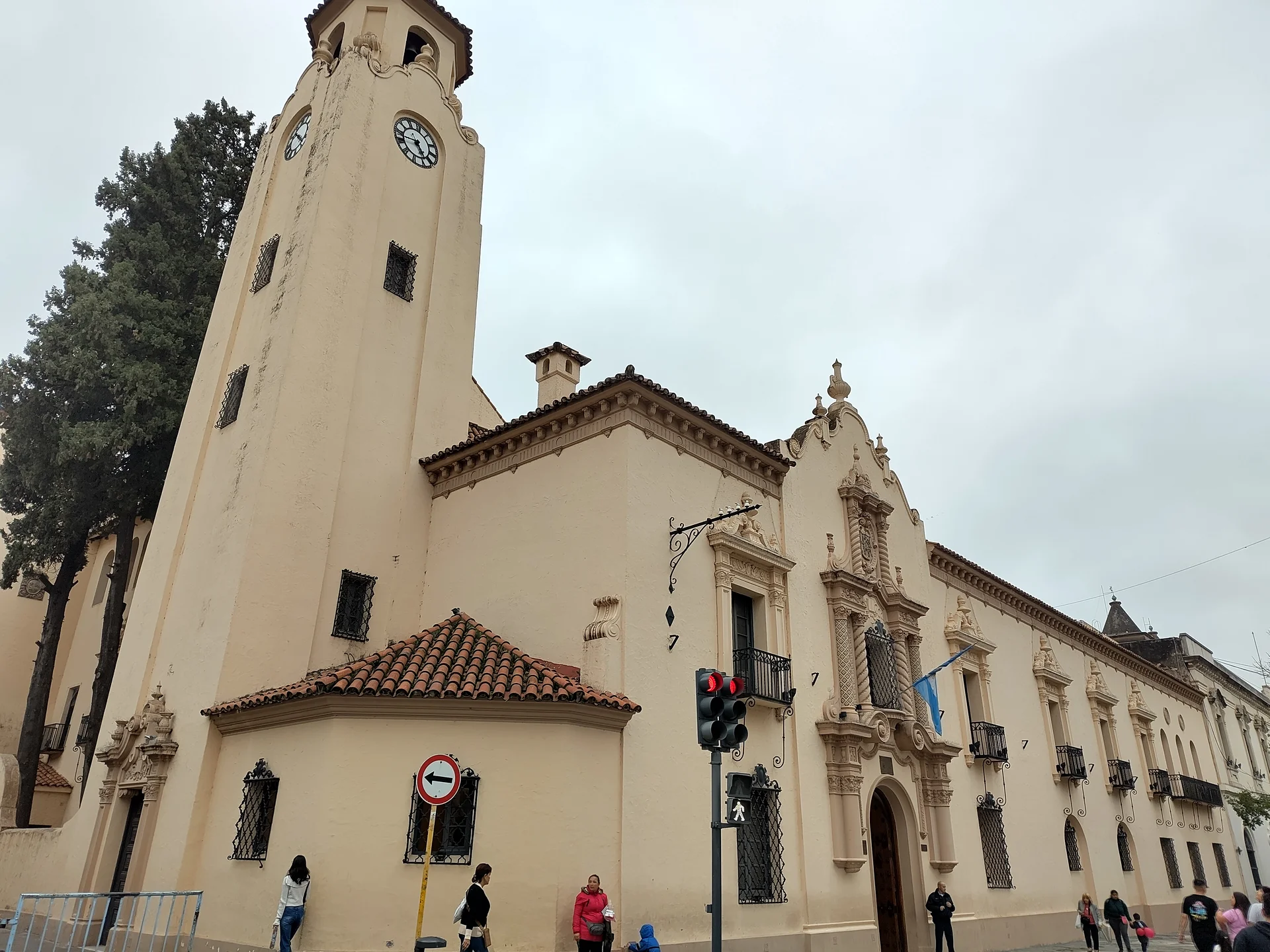 Colegio Nacional Montserrat — Colegio Nacional de Monserrat (Argentine)