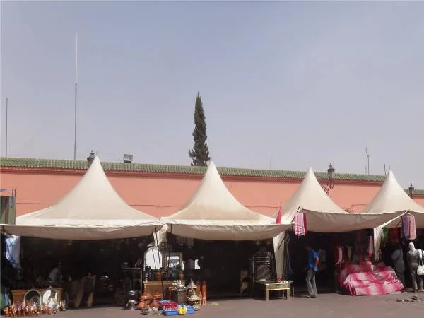 Echoppes de Jemaa El Fna — Place Jamaa El Fna (Maroc)