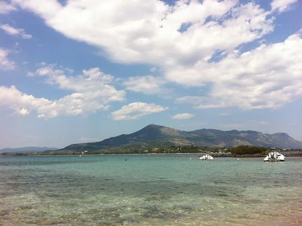 Une eau translucide — Histiée-Edipsos (Grèce)