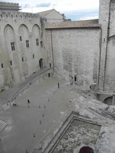 Parcours dans le palais Parcours dans le palais — Palais des Papes (France)