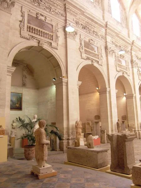 Scupltures romaines Scupltures romaines — Avignon (France)
