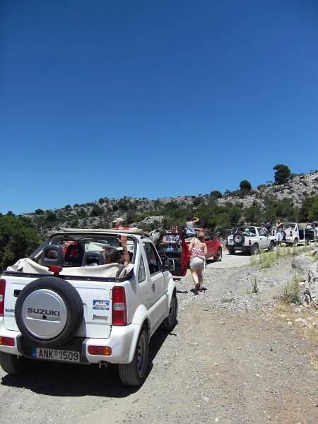 Balade en 4x4 Balade en 4x4 — Réthymnon (Grèce)