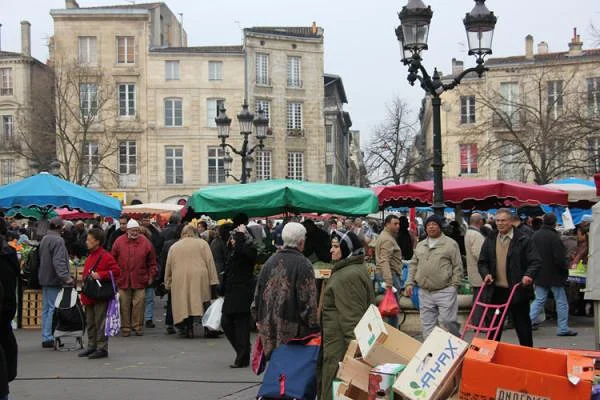 Place Saint Michel Place Saint Michel — Bordeaux (France)