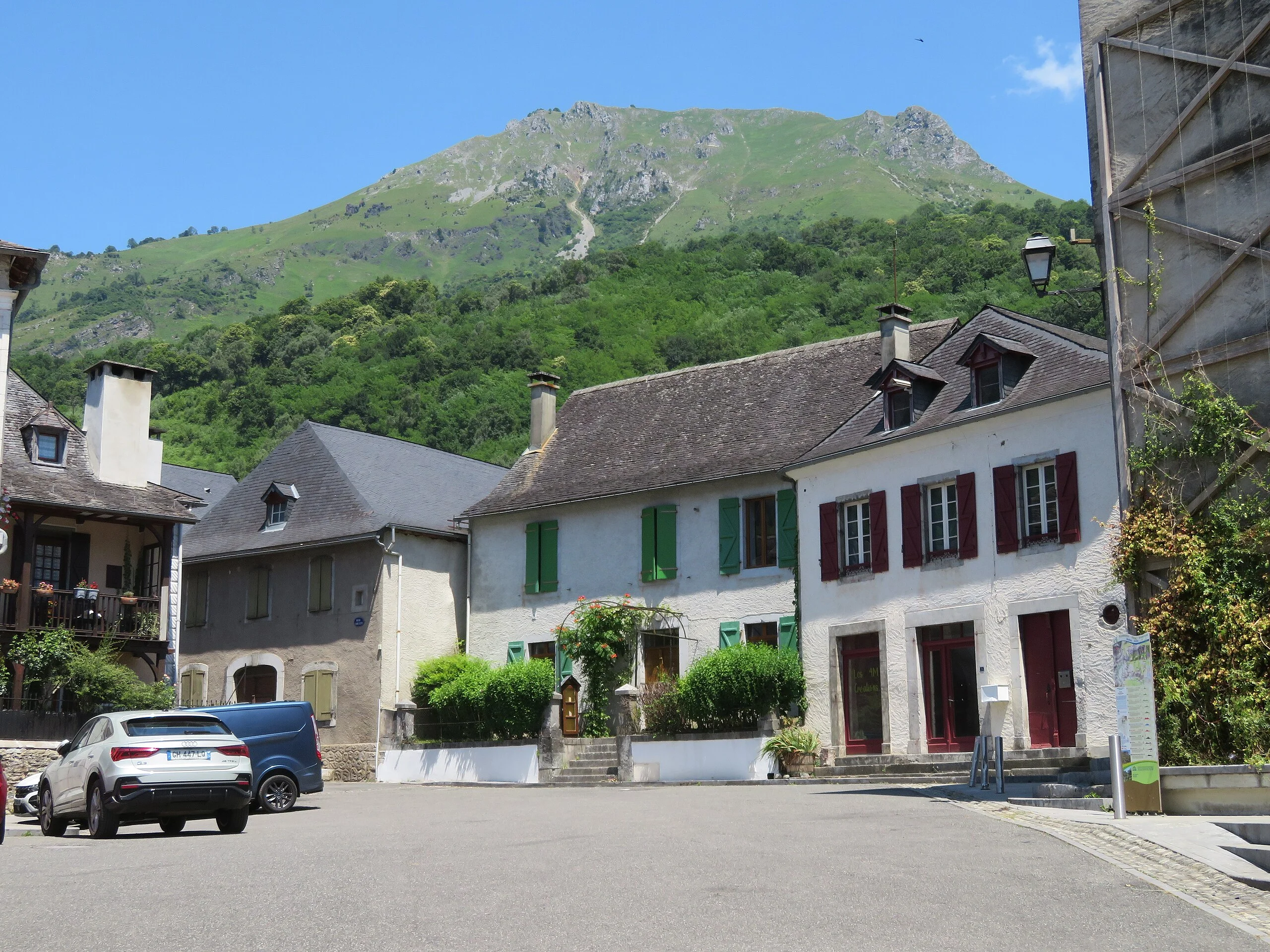 Bedous, un charmant village de montagne des Pyrénées
