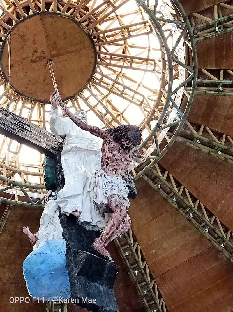 Crucifix 