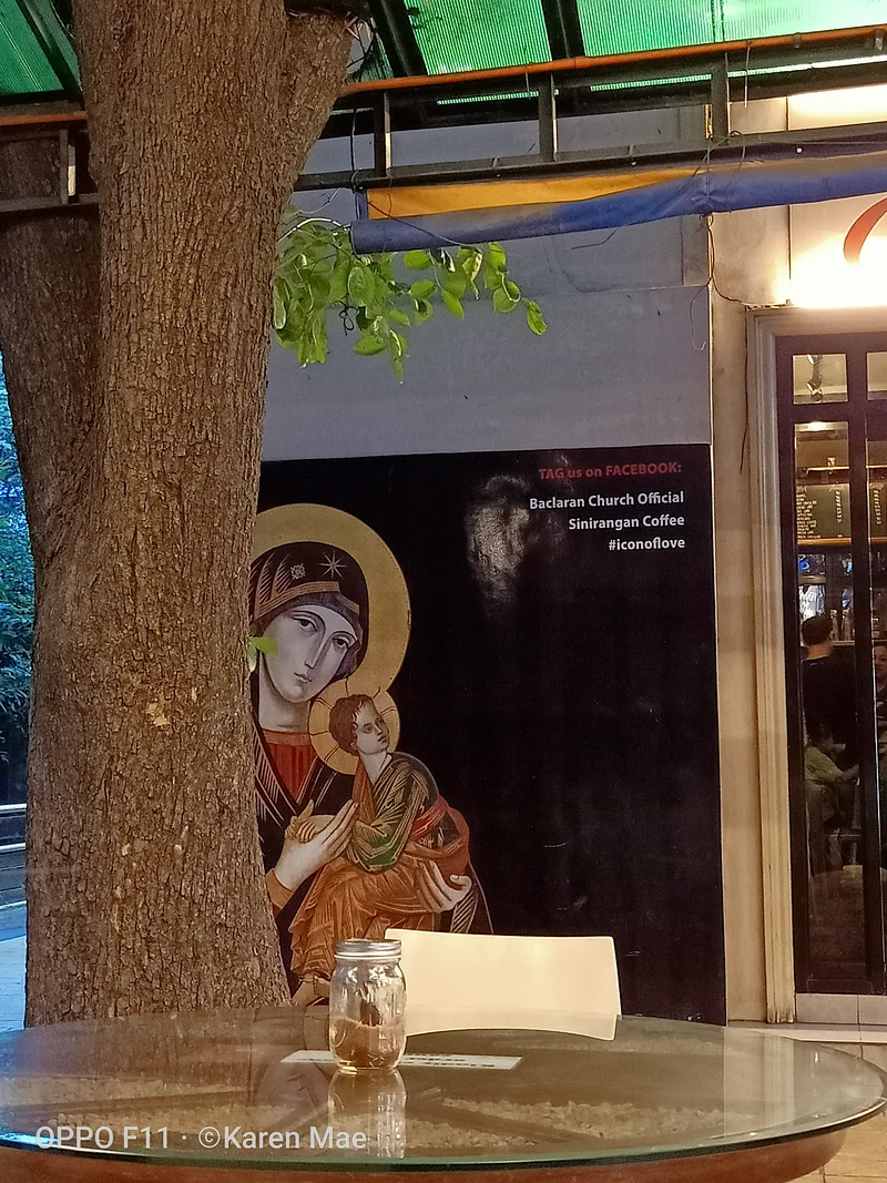  Outside the Sinirangan Coffee shop.  (Philippines)