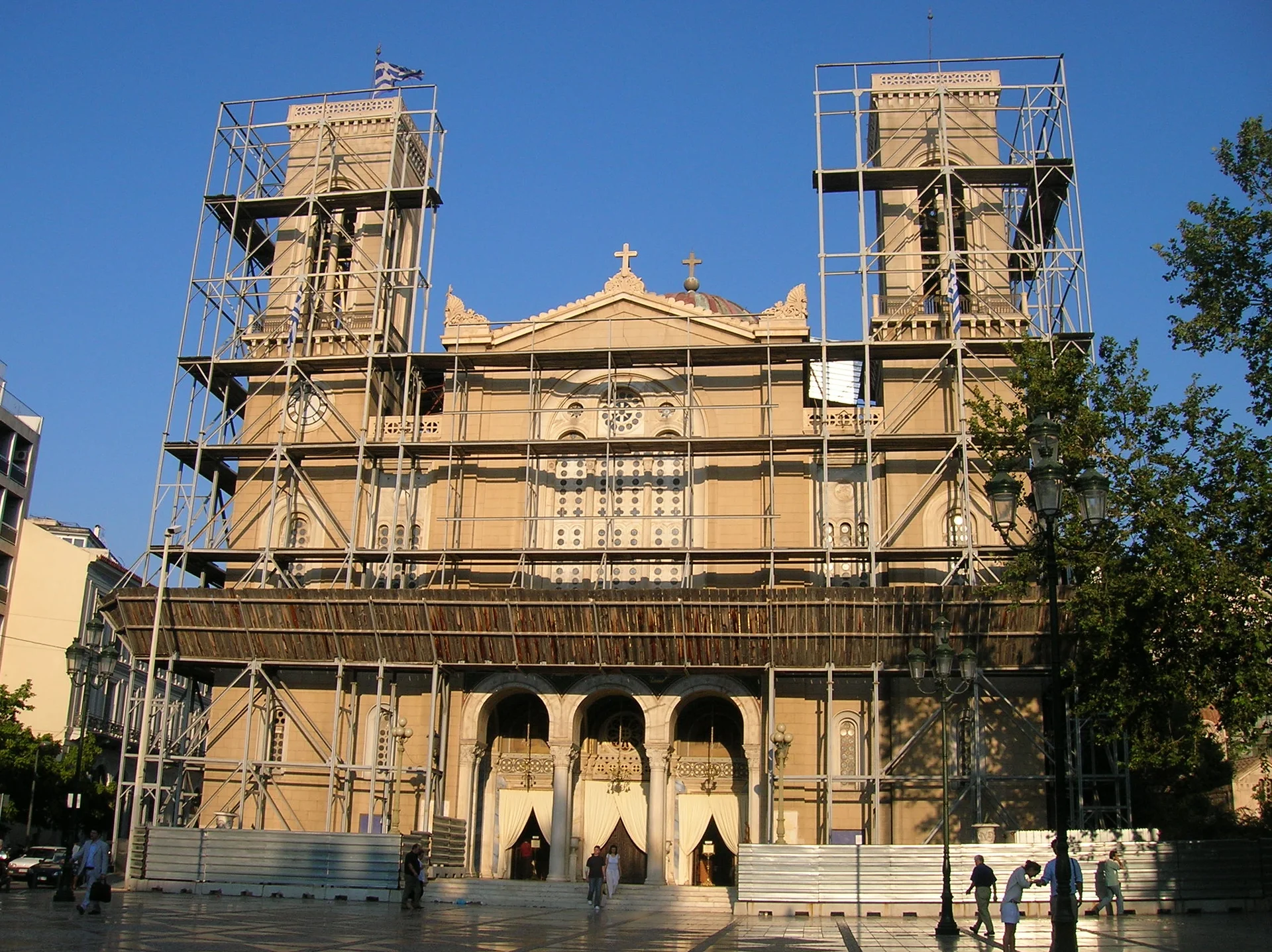 4 — Cathédrale grecque orthodoxe métropolite (Grèce)