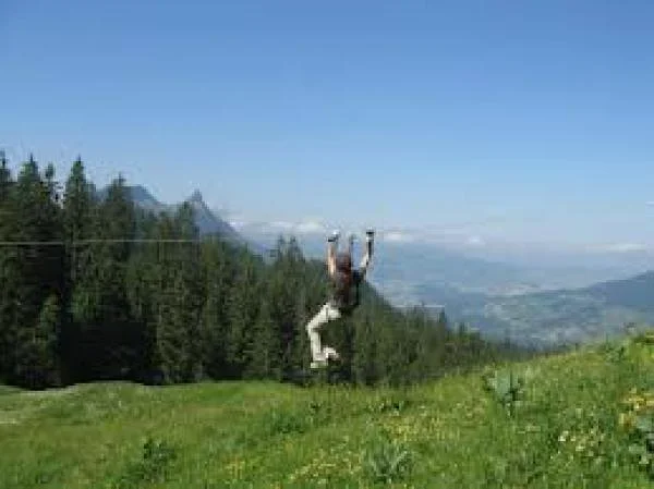 Tyrolienne — Charmey (Suisse)
