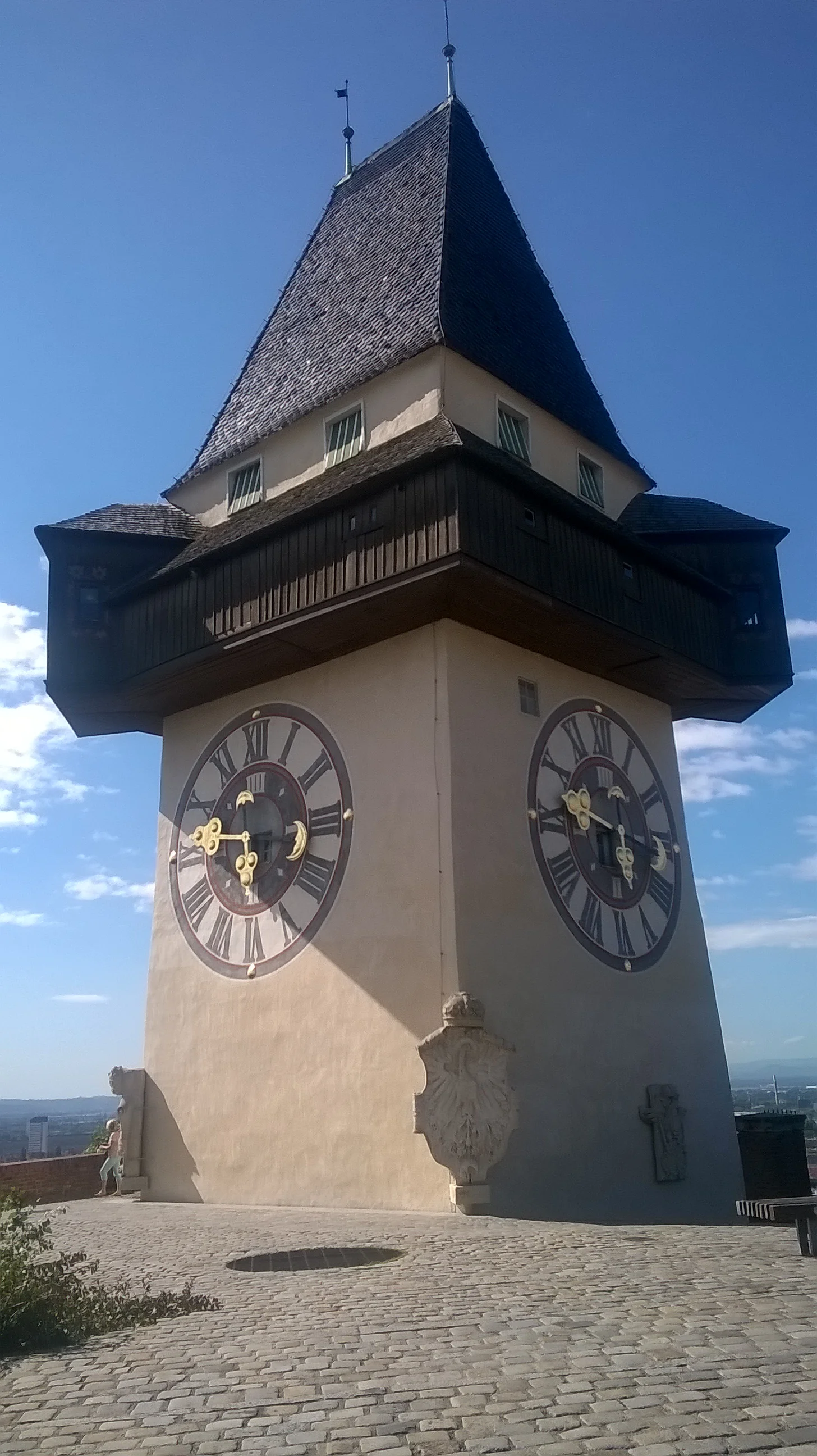 La tour de l'horloge La tour de l'horloge — Schlossberg Grazer (Autriche)