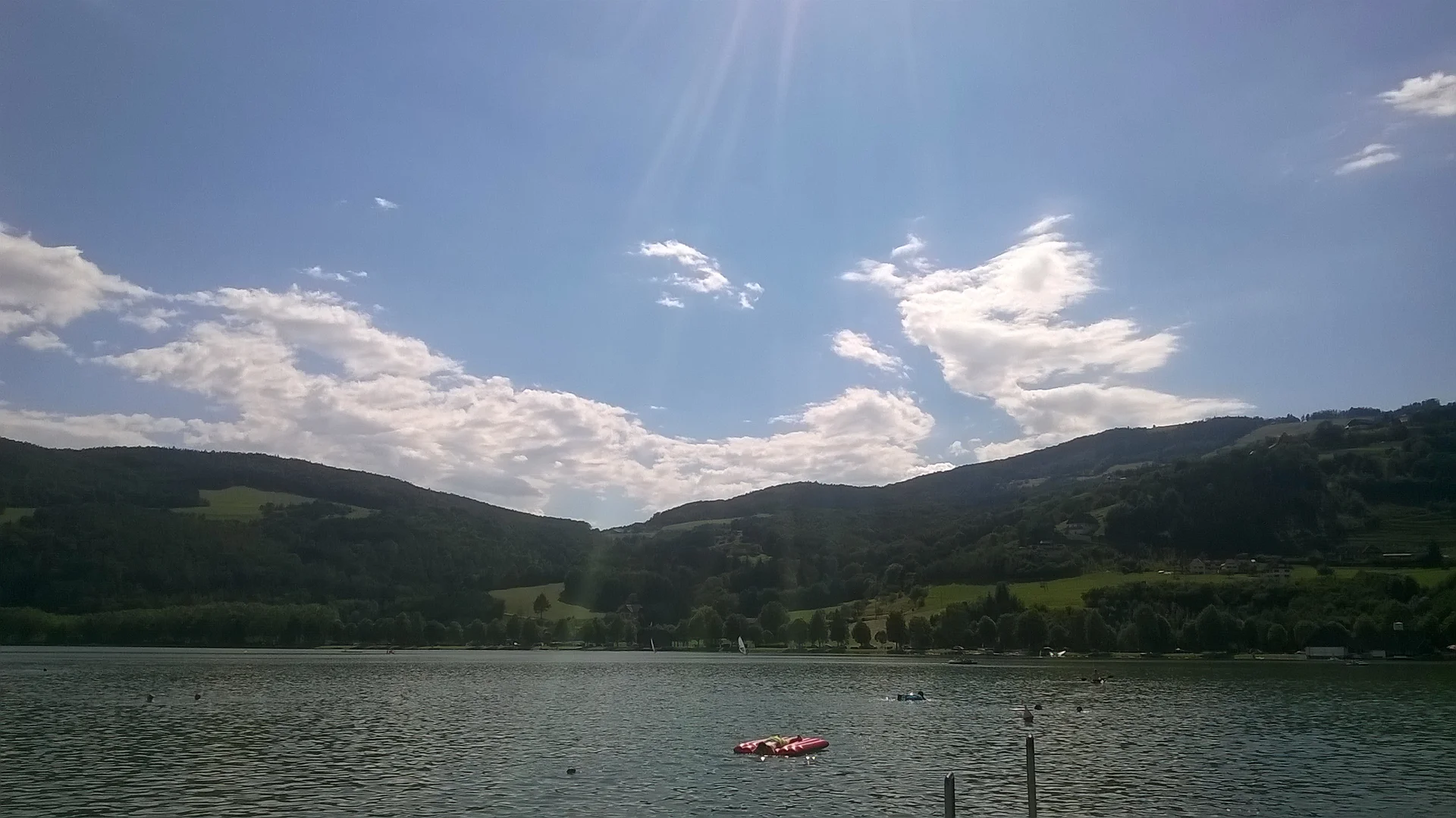 Un lac en Styrie Un lac en Styrie (Autriche)
