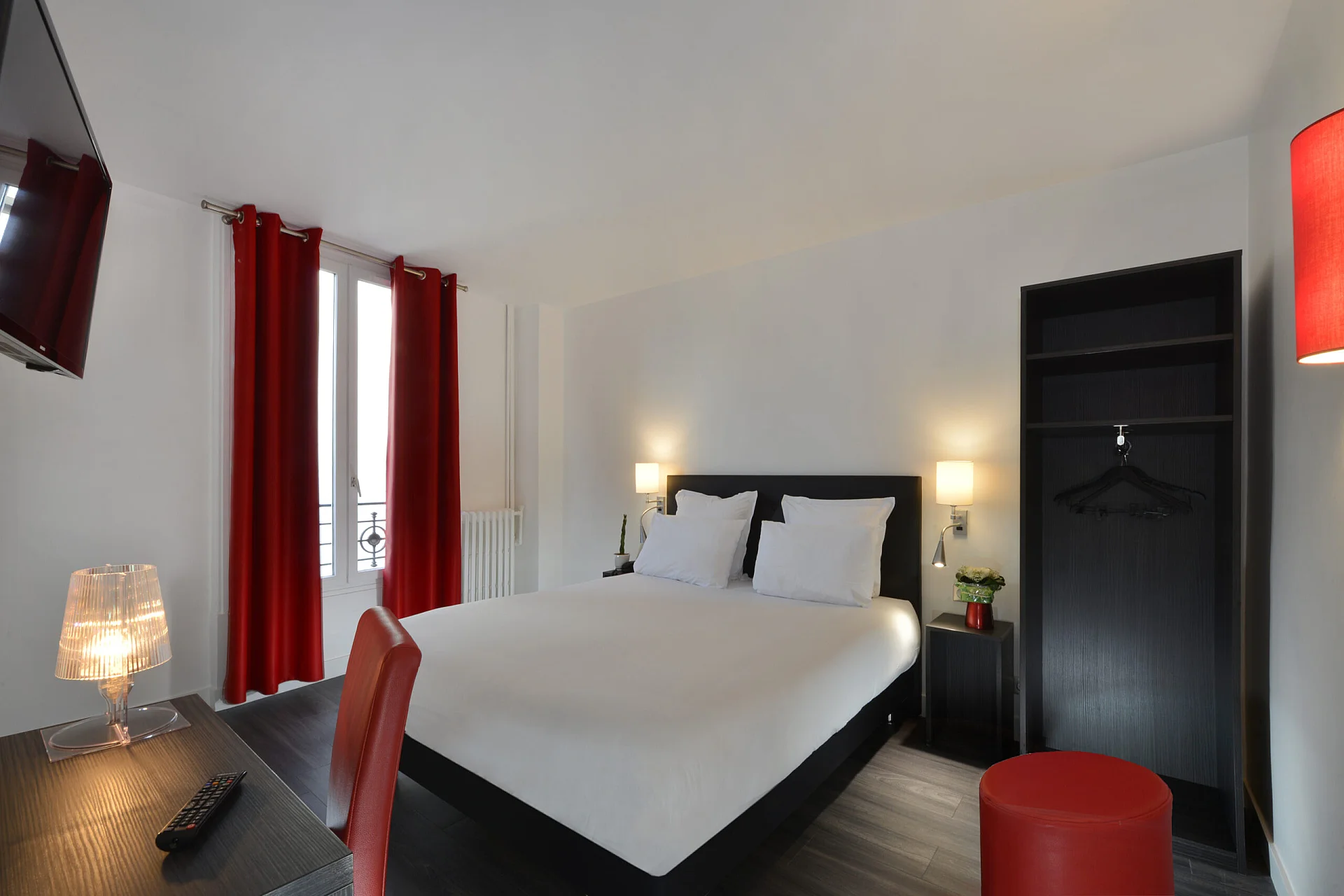 Hôtel Douglas Puteaux - La Défense