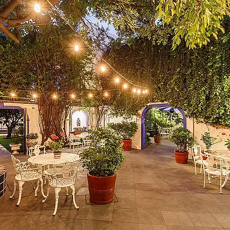 Patio d'entrée illuminé – Hotel Casa González, Mexico