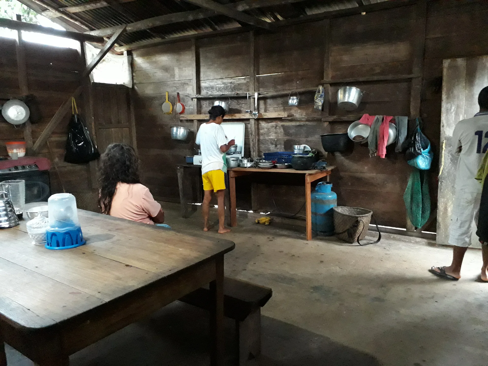 La maison de la famille Andi La maison de la famille Andi — Tena (Équateur)