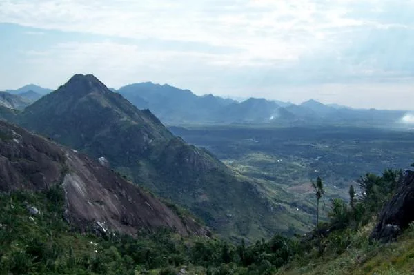 Au dessus de Fort-Dauphin (Madagascar)