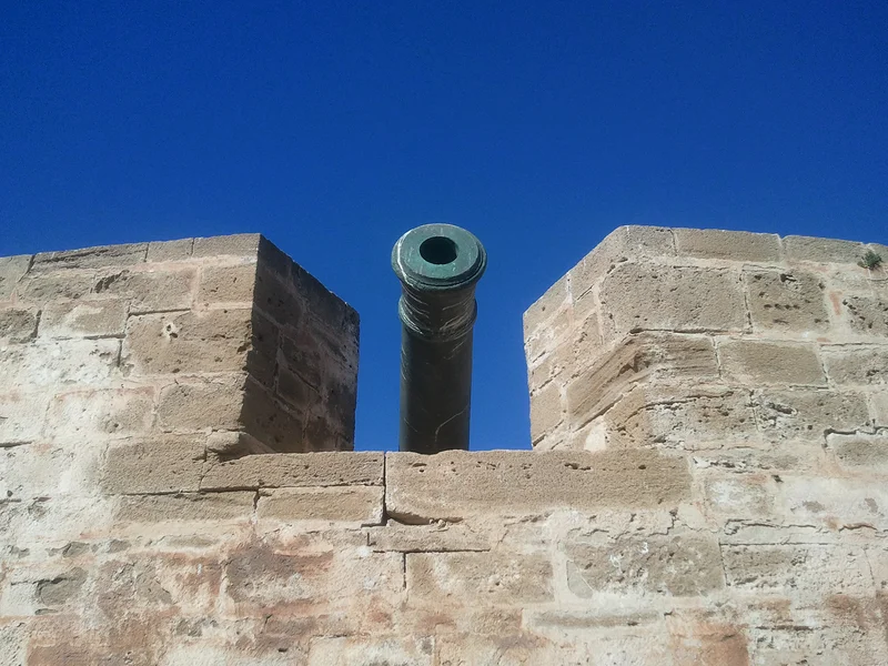 Canon sur les remparts — Essaouira (Maroc)