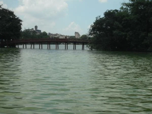pont-the-huc (Viêt Nam)