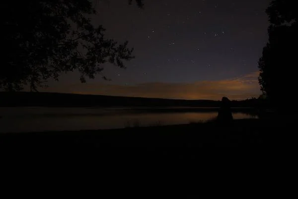 Crépuscule sur le lac de Paimpont — Forêt de Paimpont (France)