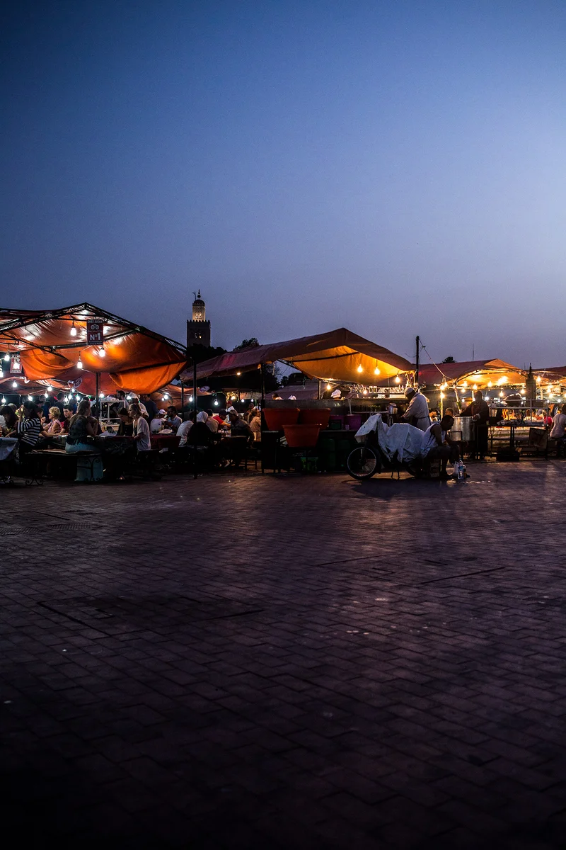 Marrakech 11 — Place Jamaa El Fna (Maroc)