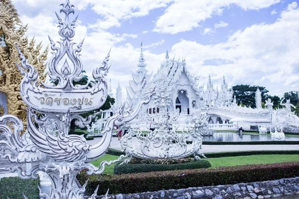 Temple Blanc — Temple Wat Rong Khun (Thaïlande)