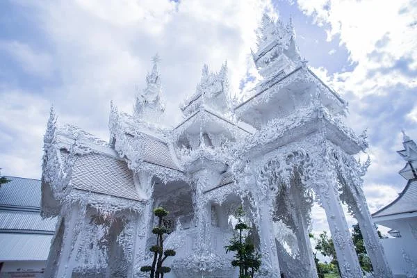 Temple Blanc — Temple Wat Rong Khun (Thaïlande)