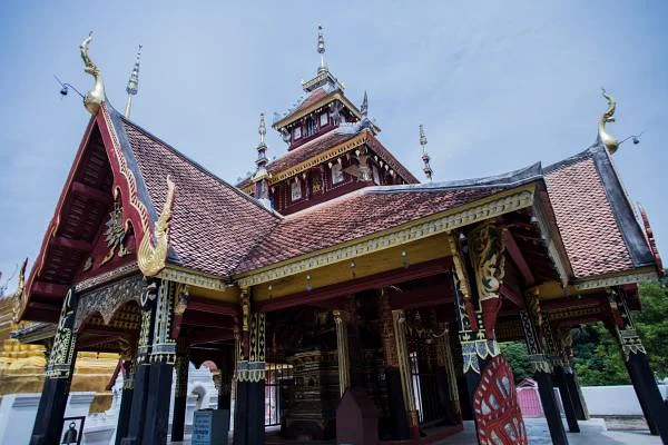 Lampang — Wat Phra Kaew Don Tao (temple) (Thaïlande)