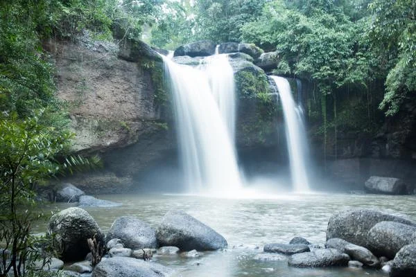 Cascade Haew Suwat — Parc national de Khao Yai (Thaïlande)