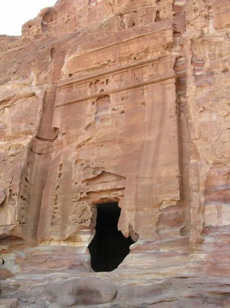 Porte géante — Ruines de Petra (Jordanie)
