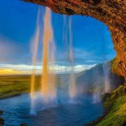 Seljalandsfoss (chute d'eau)