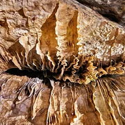Grottes de Han