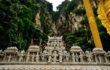 Grottes de Batu
